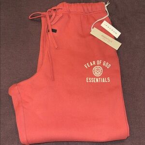 NEW Essentials Fear of God Crimson Straight Leg Sweatpants Authentic 💯